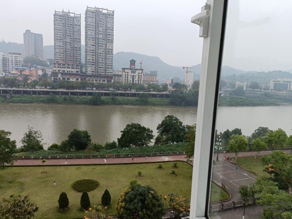 Song Hong View Hotel Lao Cai Dış mekan fotoğraf